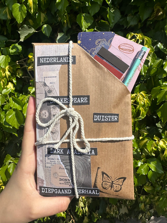Blind Book Date #2 NL (dark academia)